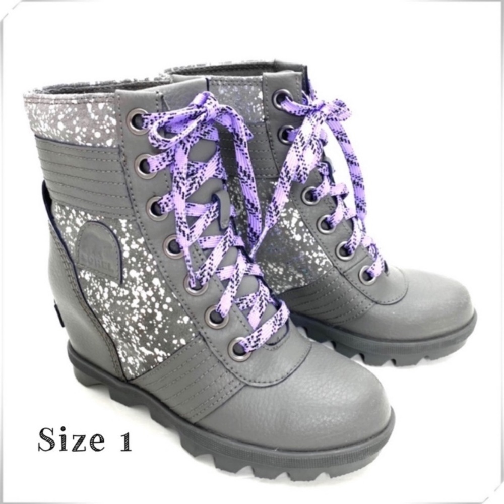 SOREL Lexie Leather Wedge Lace up Boots Metallic Silver Gray Style 182247105
